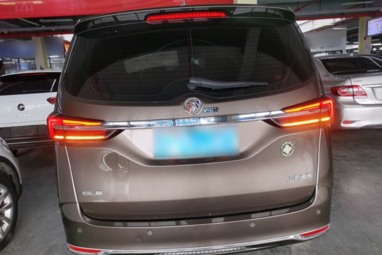 Used Buick GL8 2023 Land Executive Class Smart Enjoyment Model