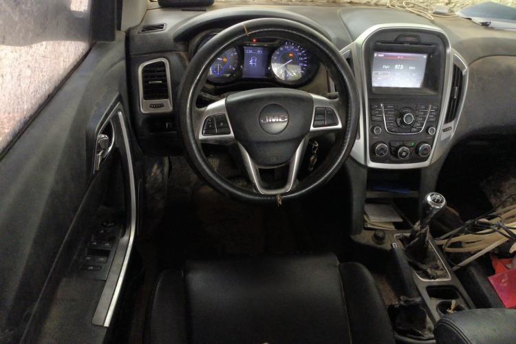 Used JMC Yuhu 7 2017 2.4T Classic Edition Diesel 4x4 Luxury Version JX4D24A5L