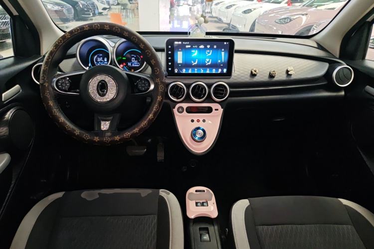 Used ORA Black Cat 2021 351 km Luxury Version
