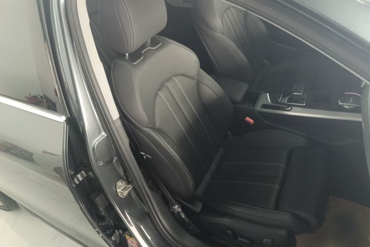 Used Audi A4L 2020 40 TFSI quattro Luxury Dynamic Model