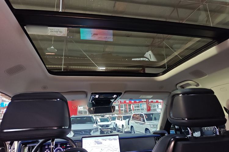 Used Formula Leopard 5 2023 Explore Edition