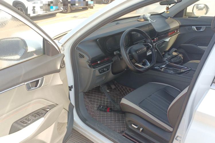 Used Baojun RC-6 2019 1.5T CVT 24-Hour Online Luxury Edition
