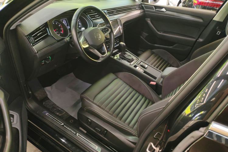 Used Volkswagen Magotan 2020 330TSI DSG Leading Model Left Front Seat