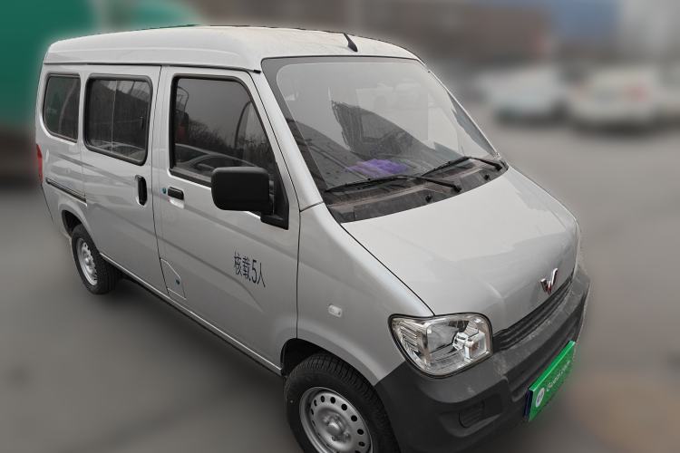 Used Wuling Zhiguang 2023 1.5L Practical Version 5/7 Seats
