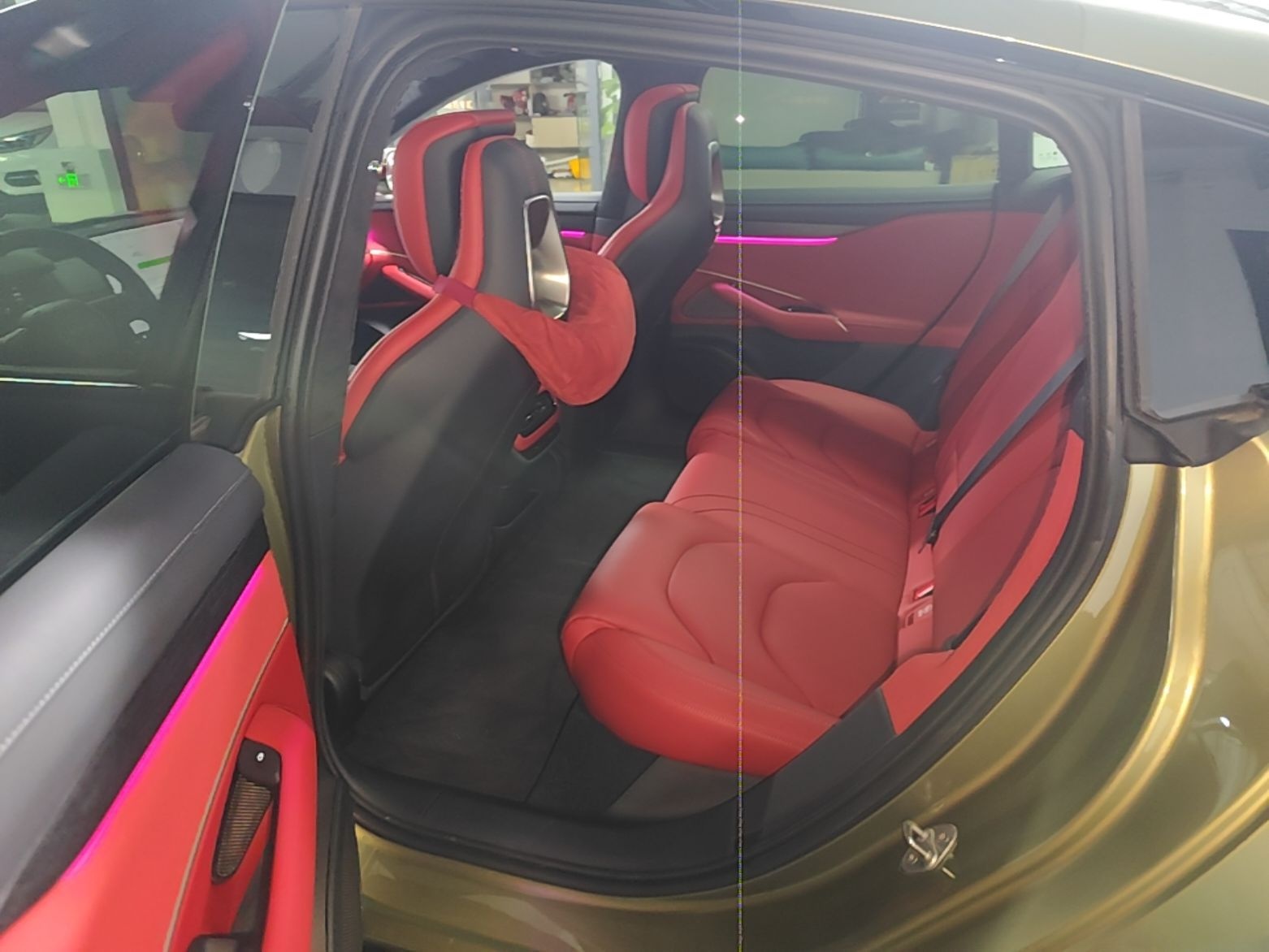 Xiaomi Auto SU7 2024 Four-Wheel Drive Ultra-Long Range Advanced Intelligent Driving Max Edition — снимка 20