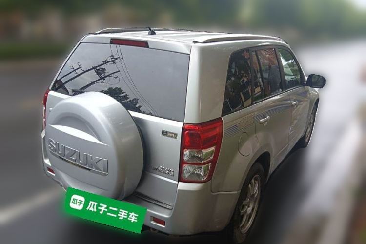 Used Suzuki Grand Vitara 2011 2.4 AT JLX-EL 5-Door Limited Edition
