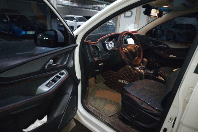 Used Baojun 560 2016 1.8L iAMT Luxury Model