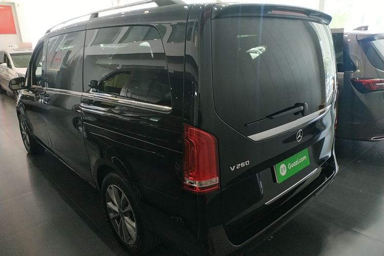 Used Mercedes-Benz V-Class 2022 V 260 Avantgarde Edition