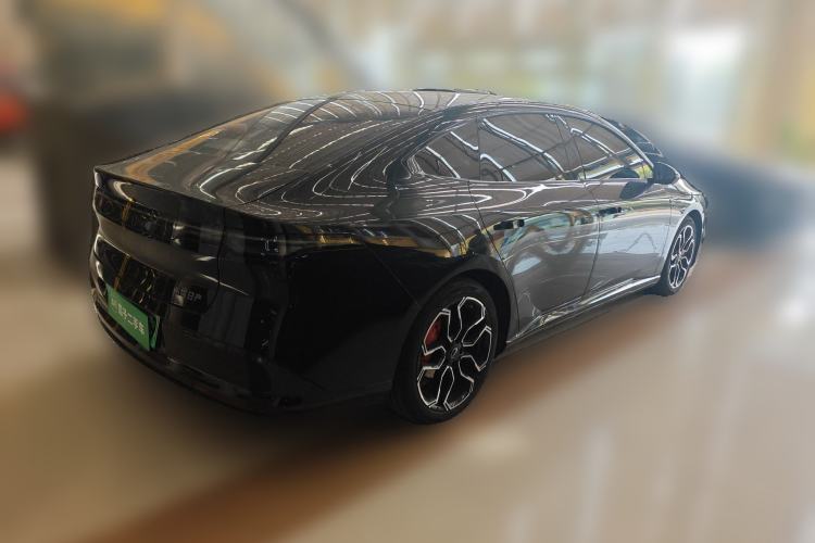 Used Nissan N7 2025 625 Pro Rear Right 45 Deg