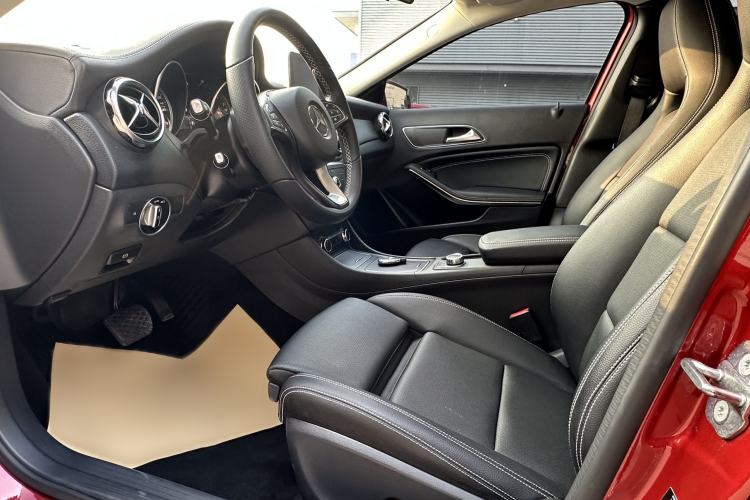 Used Mercedes-Benz GLA 2018 GLA 200 Fashion Model