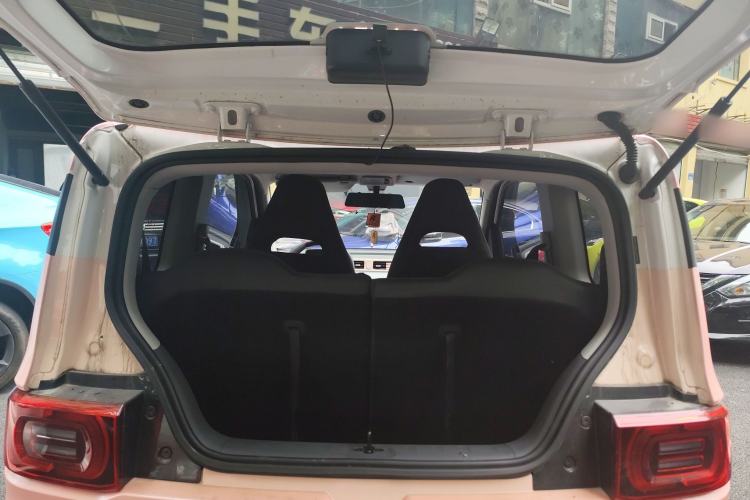 Used Wuling Hongguang MINIEV 2021 Macaron Fashion Model Lithium Iron Phosphate Trunk