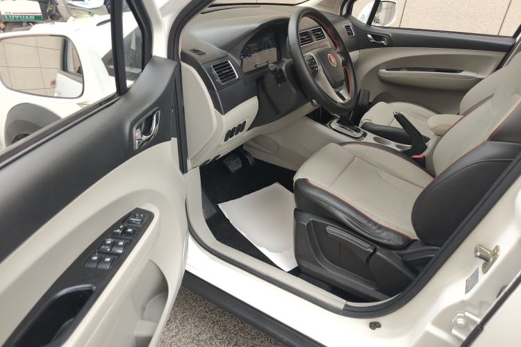 Used FORTHING Joyear XV 2016 1.6L CVT Luxury Model
