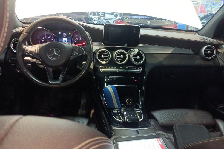 Used Mercedes-Benz GLC 2018 GLC 200 4MATIC
