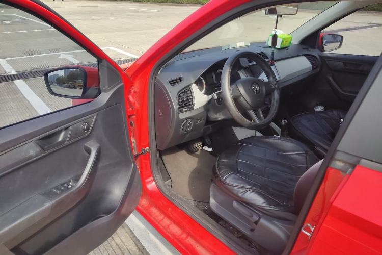 Used Skoda Fabia 2017 1.4L Automatic Car Enjoy Edition Driver Seat