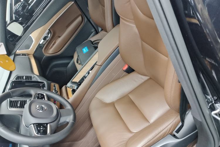 Used Volvo XC90 2023 B5 SmartDrive Luxury Edition 5 Seats