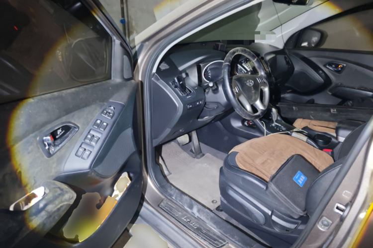 Used Hyundai ix35 2013 2.0L Automatic Two-Wheel Drive Smart GLS China IV Standard
