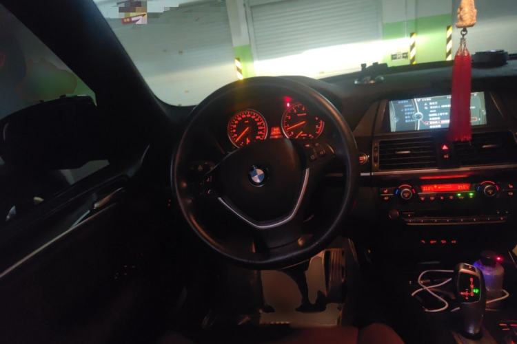 Used BMW X5 2013 xDrive35i U.S. specification Steering Wheel