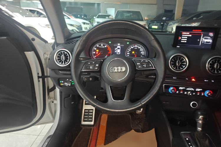 Used Audi A3 2020 Limousine 35 TFSI Style Edition China VI Emission Standard
