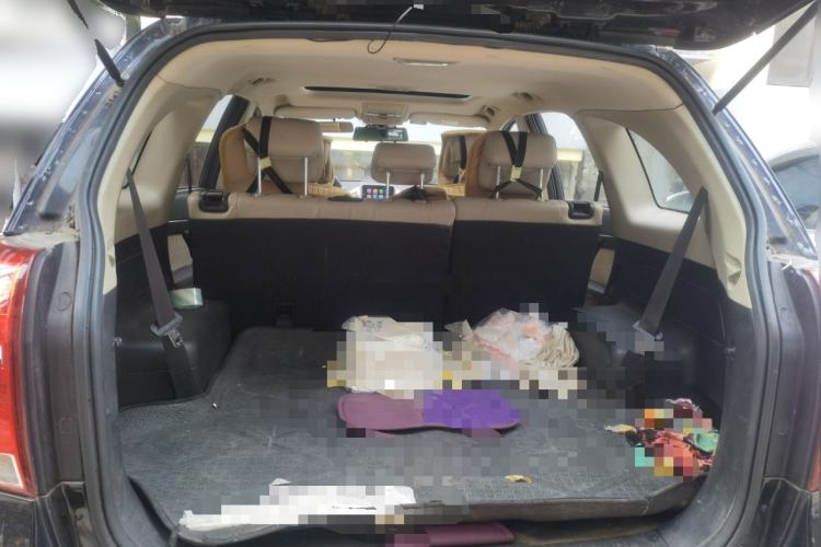 Used Chevrolet Captiva 2015 2.4L 4x4 Flagship Edition 7-Seater