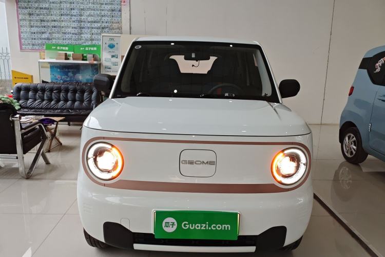 Used Geely Galaxy Panda 2024 Panda Mini 200km Endurance Bear Front