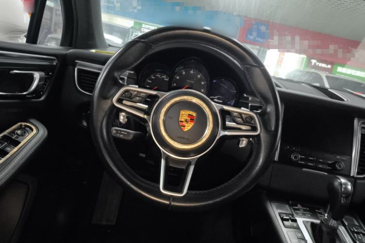 Used Porsche Macan 2017 Macan 2.0T Steering Wheel