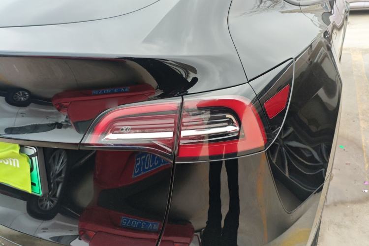 Used Tesla Model Y 2021 Standard Range Rear-Wheel Drive Version
