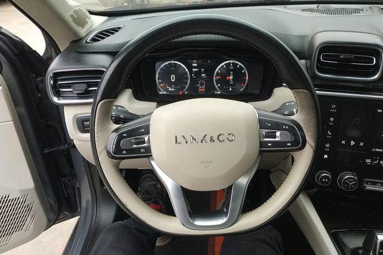 Used Lynk & Co 02 2018 1.5T DCT Two-Wheel Drive Zhaopu Version China V Standard
