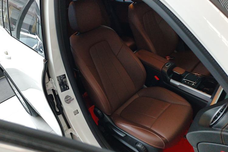 Used Mercedes-Benz GLB 2023 GLB 200 Fashion Model
