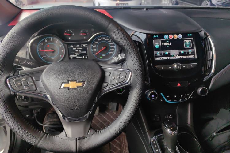 Used Chevrolet Cruze 2017 1.4T Hatchback Dual-Clutch Lingfeng Edition
