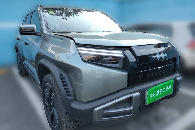 Used Formula Leopard Titanium 3 2025 501 km All-Wheel Drive Intelligent Driving Max Edition
