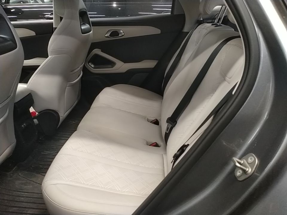 BYD Yuan UP 2024 401 km Active Version — снимка 20