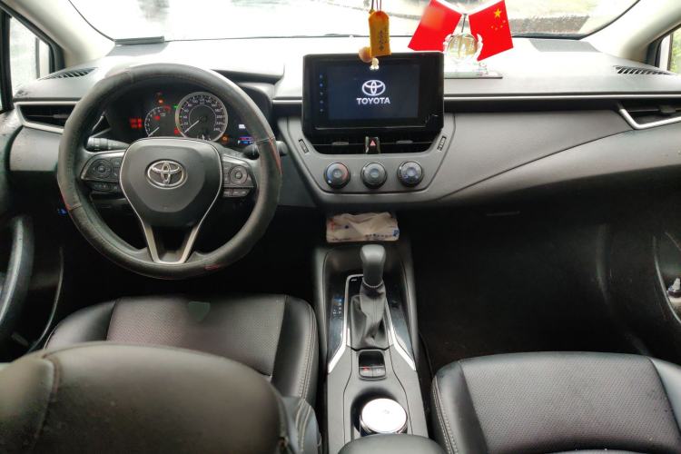 Used Toyota Corolla 2021 TNGA 1.5L CVT Pioneer Edition Center Console