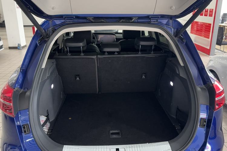 Used Hongqi HS5 2019 2.0T Smart Connect Flagship All-Wheel-Drive Version Trunk