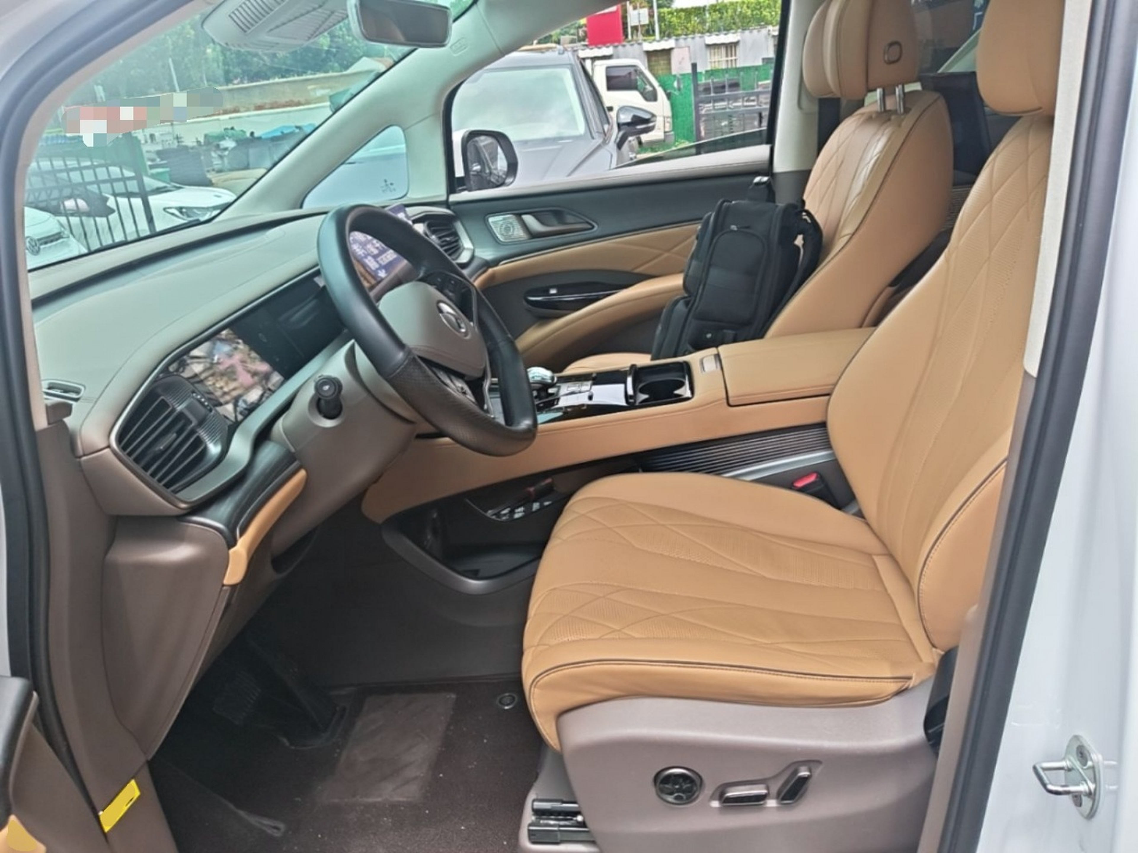 Interior delantero
