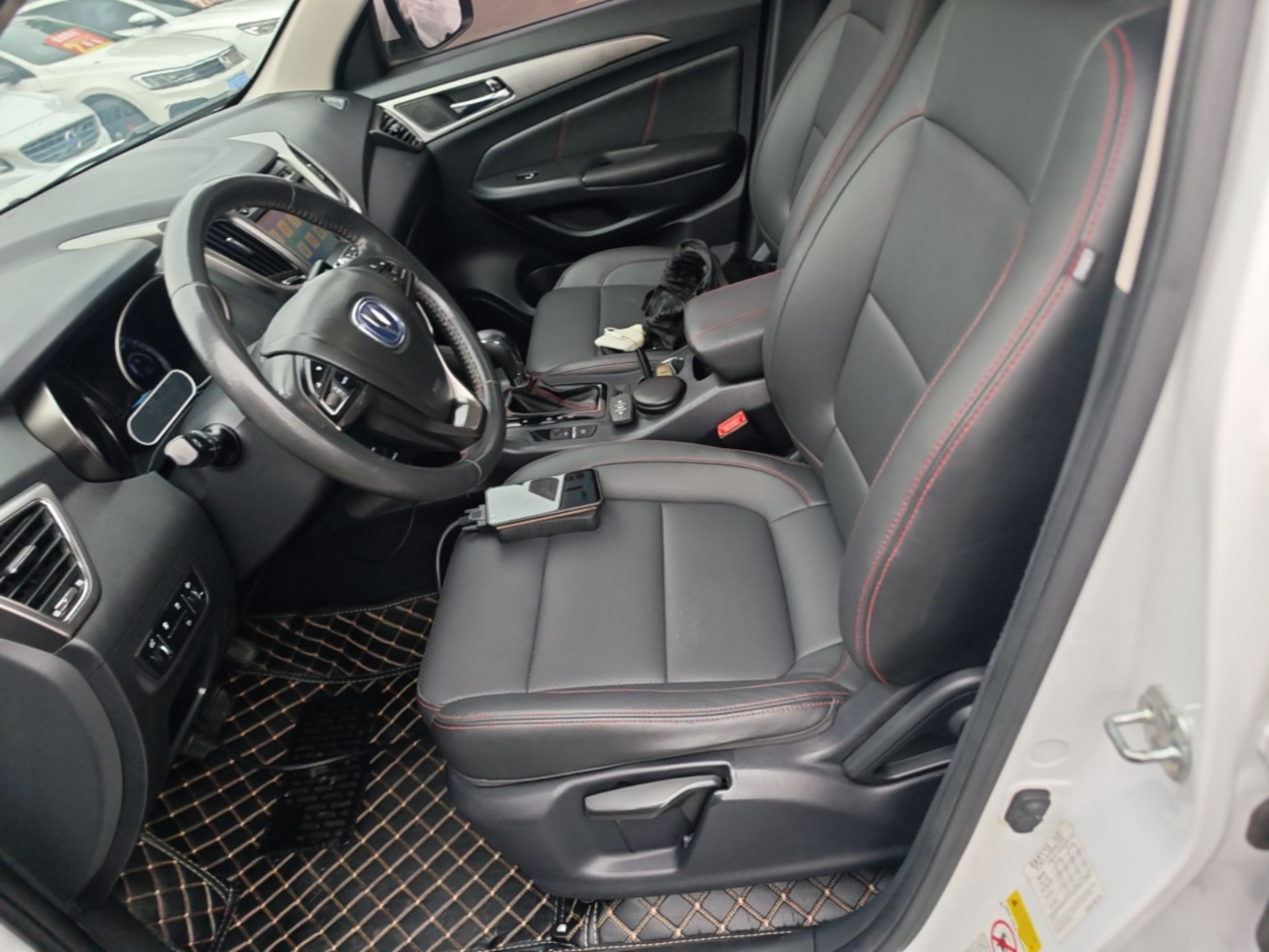 Interior delantero