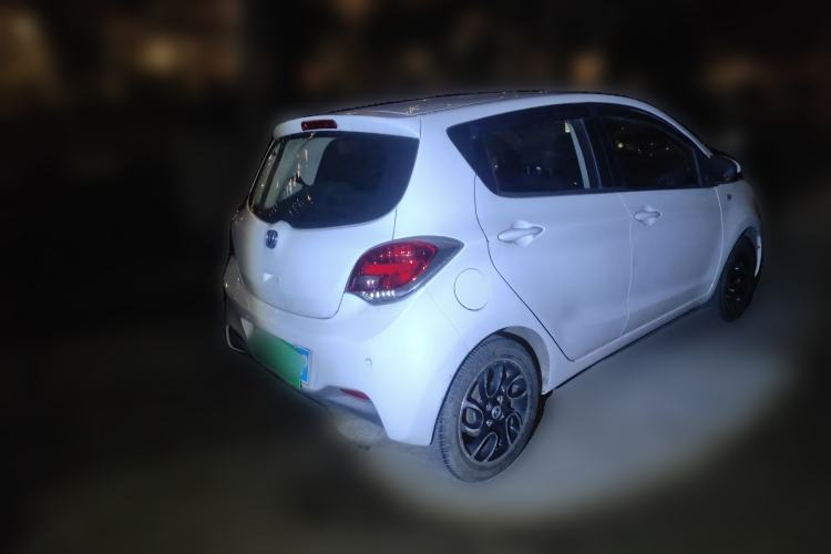 Used CHANGAN Benni 2015 1.4L IMT Luxury Model China V Standard
