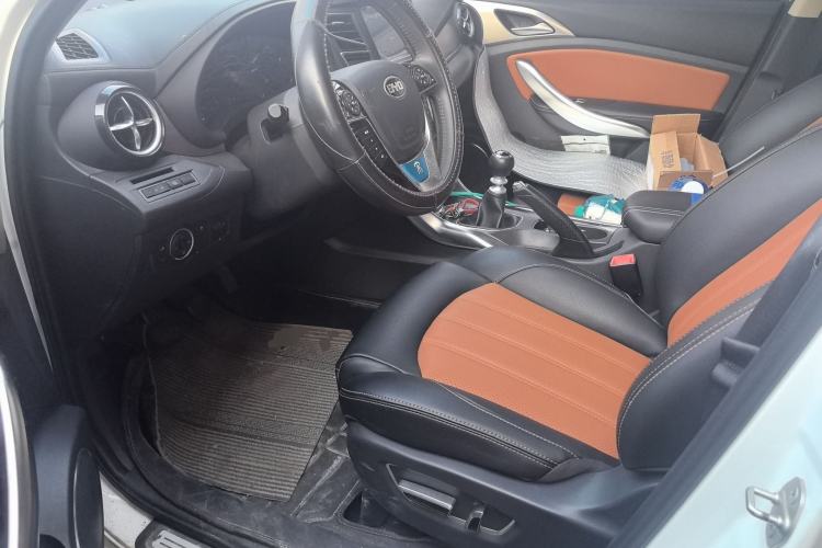 Used BYD Song 2016 1.5TI Manual Luxury Model