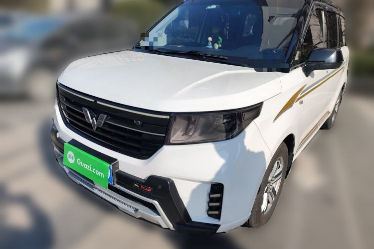 Used Wuling Hongguang PLUS 2019 1.5T Manual Comfort Version 7 Seats