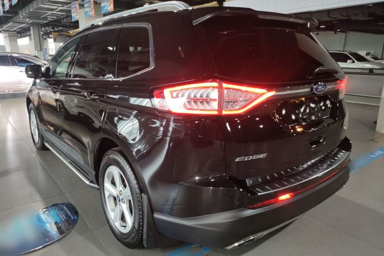 Used Ford Edge 2016 EcoBoost 245 Two-Wheel-Drive Titanium 5-Seater