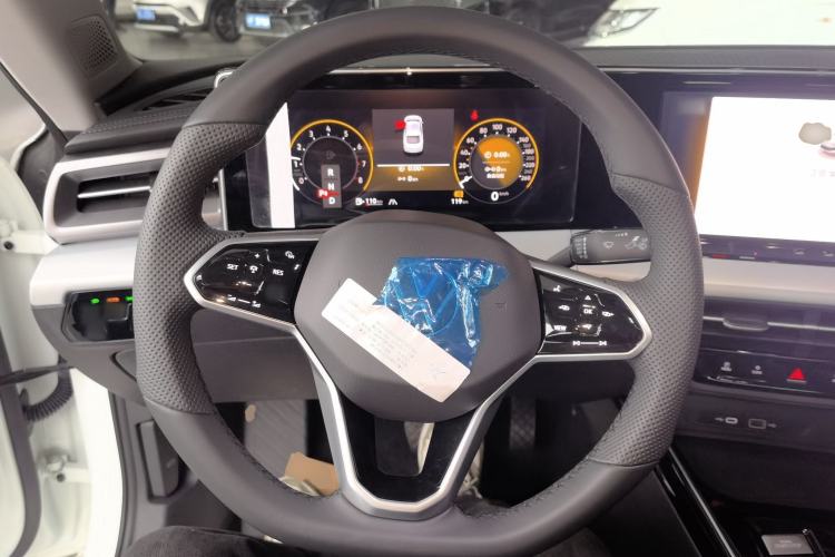 Used Volkswagen Lamando 2024 Lavida L 280TSI DSG Cool & Spicy Edition