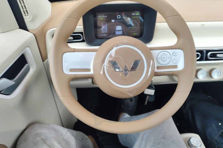 Used Wuling Hongguang MINIEV 2024 3rd Generation 215km Youth Edition