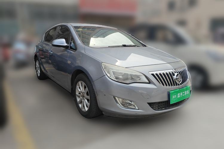 Used Buick GT 2012 XT 1.6L Automatic Fashion Edition Front Right 45 Deg