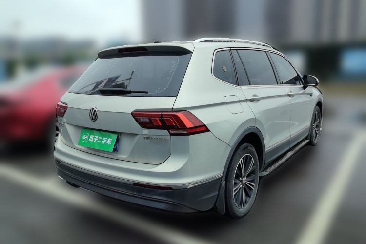 Used Volkswagen Tiguan L 2019 Updated Version 330TSI Automatic Two-Wheel Drive Panoramic Comfort Edition China VI Standard Rear Right 45 Deg