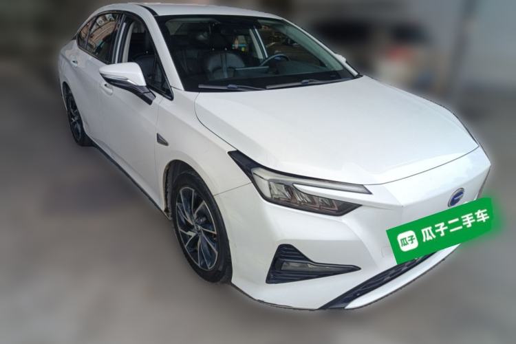 Used GAC Group EA6 2021 Luxury Edition Front Right 45 Deg