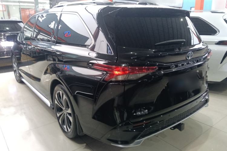 Used Toyota Granvia 2023 2.5L Hybrid Prestige PLUS Edition
