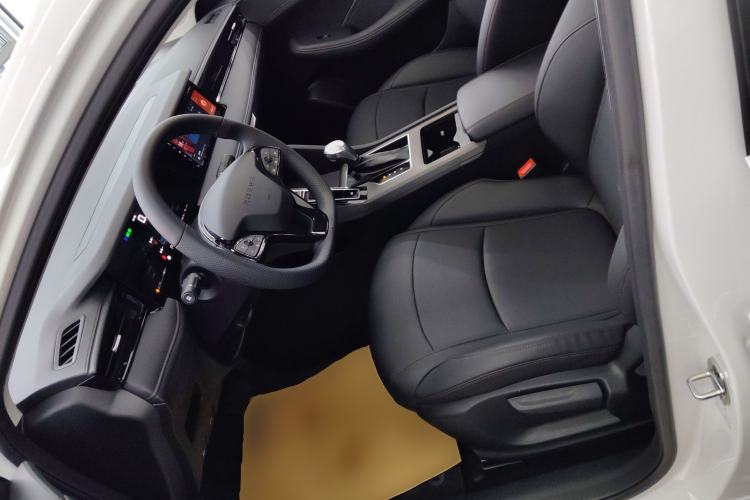 Used Roewe i5 2024 1.5L CVT Luxury Edition
