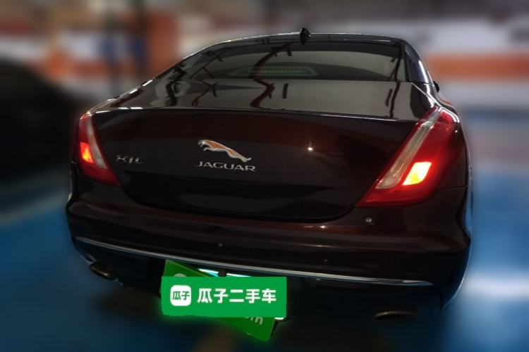 Used Jaguar XJ 2016 XJL 2.0T Two-Wheel-Drive Elegant Business Edition Rear