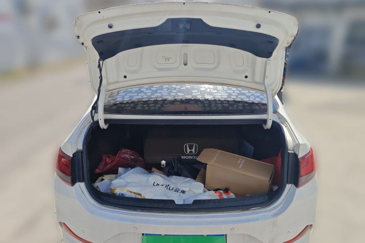 Used Hyundai Celesta 2018 1.6L Automatic GL Enjoyment Edition China VI compliant
