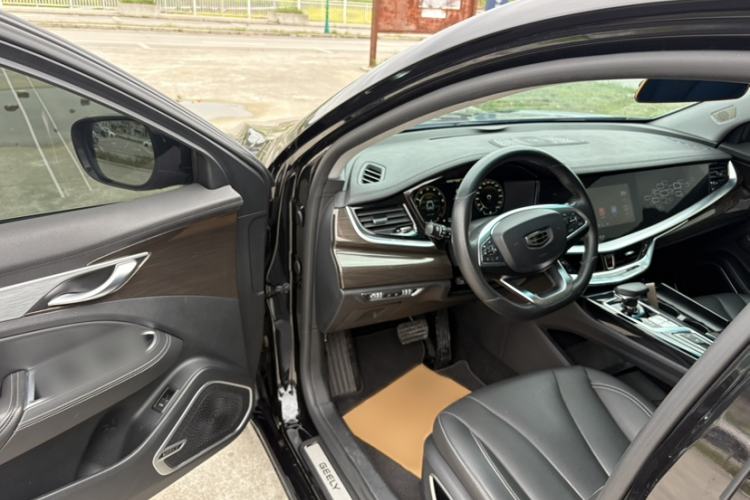 Used Geely Auto Emgrand GT 2018 1.5T MHEV Yaoxiang Edition Interior 3