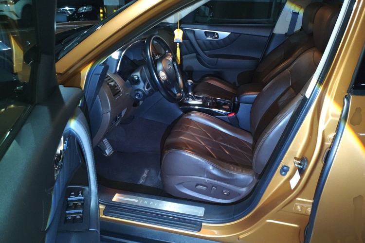 Used Infiniti QX70 2013 3.7L Standard Edition Driver Seat